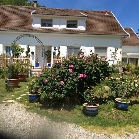 Gites Et Chambres D'Hotes Les Roses The Hauterives Zewnętrze zdjęcie